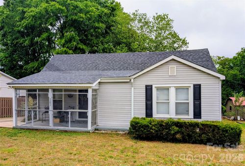 51-707 Oakshade Ave, Kannapolis, NC, 28083-4945 | Card Image