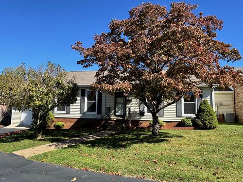 34 Hampton Sq, Crossville, TN, 38555-4625 | Card Image