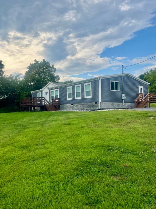 121 Rhea Cir, Mooresburg, TN, 37811-0325 | Card Image