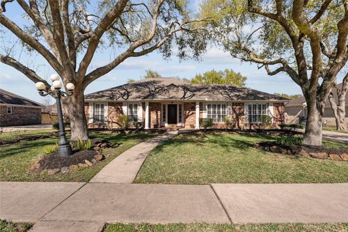 1009 Sable Drive, Friendswood, TX, 77546 | Card Image