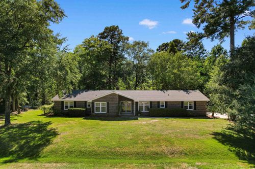 814 2nd Ave, Georgetown, SC, 29440-6579 | Card Image