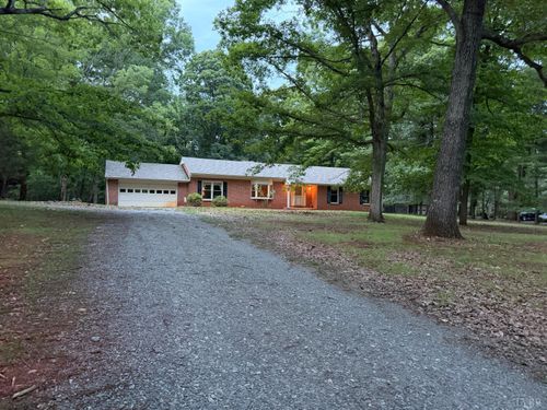 129 Foxwood Drive, Goode, VA, 24556 | Card Image