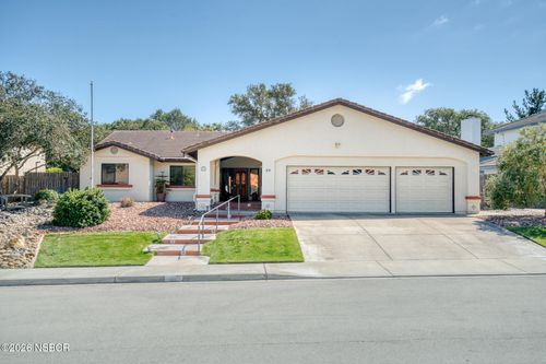 25 Galaxy Way, Lompoc, CA, 93436 | Card Image