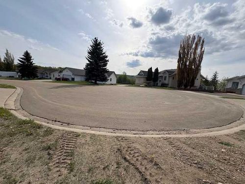 4308 Meadow Lane, Hardisty, AB, T0B1V0 | Card Image