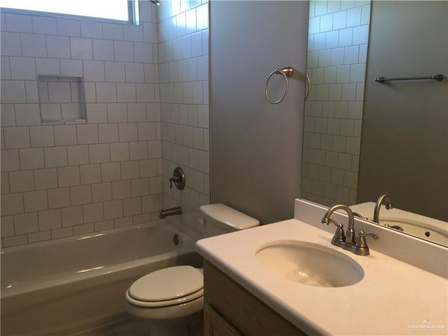 14119 Mylie Way, House other with 4 bedrooms, 3 bathrooms and 2 parking in McAllen TX | Image 12