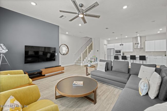 7442 Beach Walk Pl, House other with 3 bedrooms, 3 bathrooms and null parking in JACKSONVILLE FL | Image 8