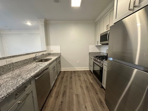 17j-17 Hennery Way, Medfield, MA, 02052-2300 | Card Image