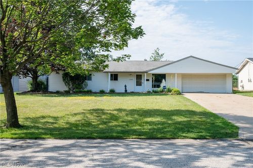 24320 Laing Rd, Bedford Heights, OH, 44146-4034 | Card Image