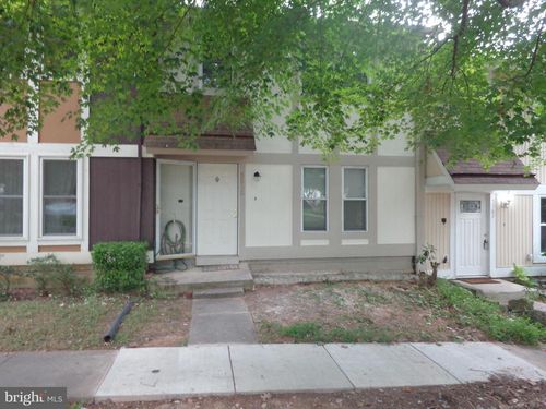 5565 Peppercorn Dr, BURKE, VA, 22015-1860 | Card Image