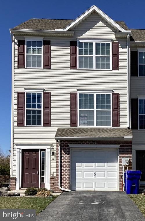 1211 Knob Run, YORK, PA, 17408-6362 | Card Image