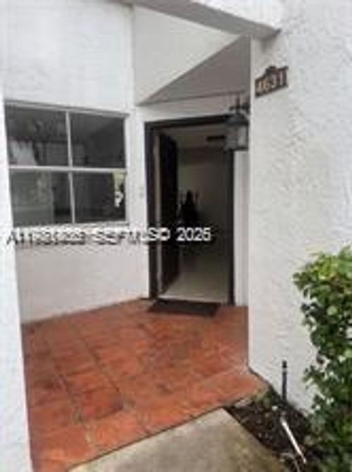 6-4631 Nw 97th Ct, Doral, FL, 33178-1978 | Card Image