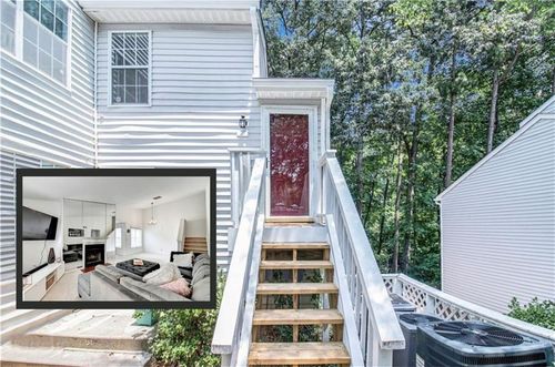 518 Glenleaf Dr, Peachtree Corners, GA, 30092-6138 | Card Image