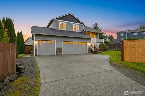 11848 33rd Pl Ne, Lake Stevens, WA, 98258-8431 | Card Image