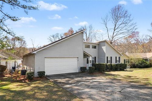 632 Woodknoll Ct, Jonesboro, GA, 30238-5786 | Card Image