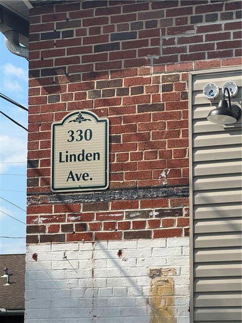 2-330 Linden Ave, Hellertown, PA, 18055-1426 | Card Image