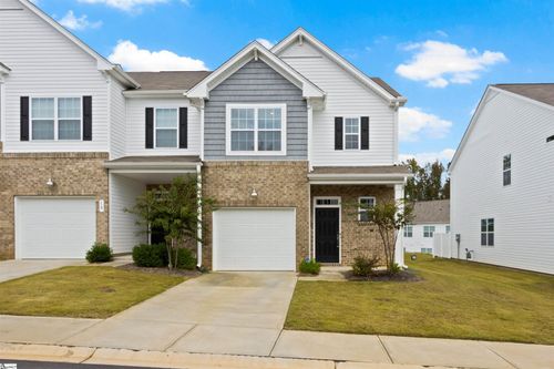 8 Loebner Ln, Simpsonville, SC, 29680-7490 | Card Image