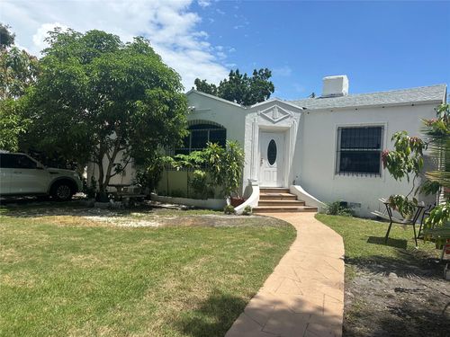 5917 Ne 5th Ave, Miami, FL, 33137-2209 | Card Image