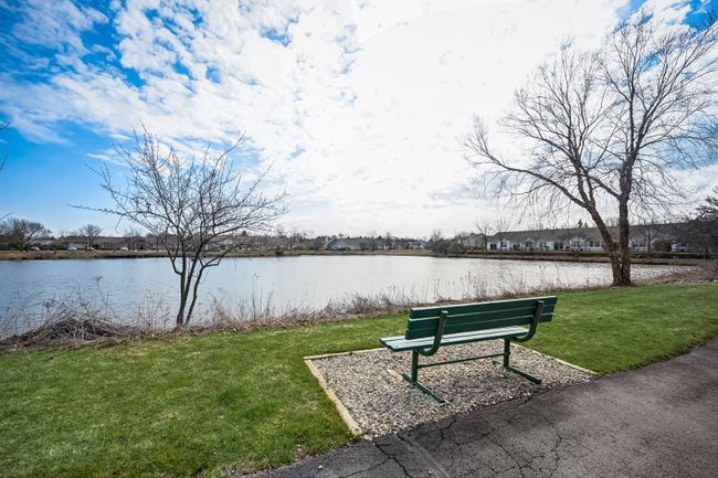 2326 Meadowcroft Ln, Townhouse with 2 bedrooms, 2 bathrooms and 2 parking in Grayslake IL | Image 33