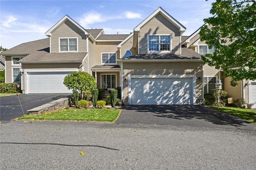 16 Starling Way, West Warwick, RI, 02893-1982 | Card Image