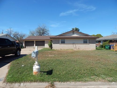 822 Stonewall Dr, San Angelo, TX, 76905-8050 | Card Image