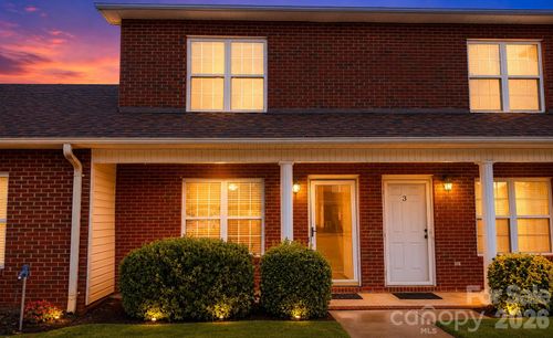 p2-102 Brandywine Dr Ne, Conover, NC, 28613-1804 | Card Image
