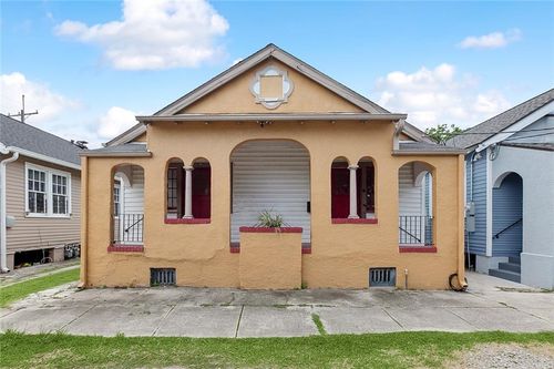 7408 Panola St, New Orleans, LA, 70118-5415 | Card Image