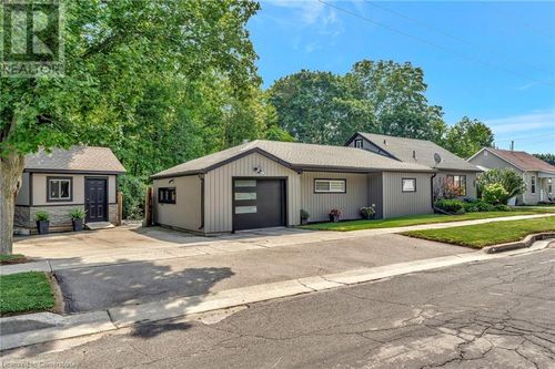 275 Talbot St N, Simcoe, ON, N3Y3X2 | Card Image