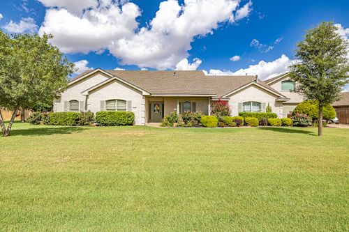 516 Avenue R, Shallowater, TX, 79363-6402 | Card Image