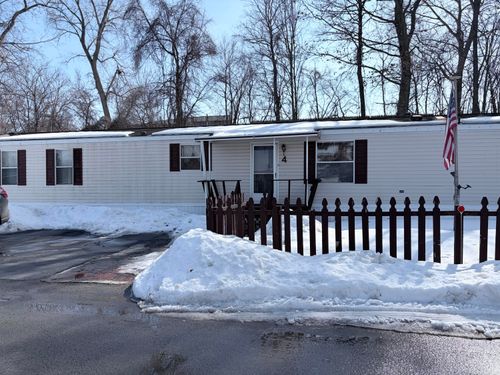 4 Hope Dr, Plattsburgh, NY, 12901-3645 | Card Image
