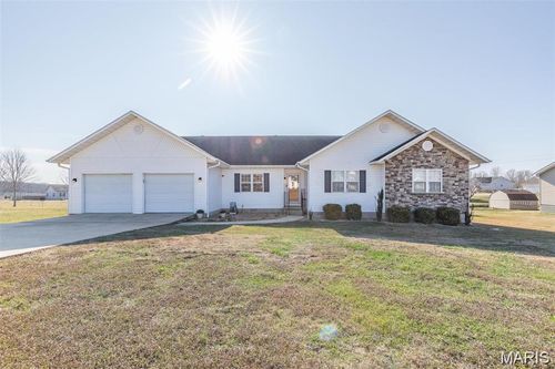1460 Victoria Rd, Poplar Bluff, MO, 63901-9233 | Card Image