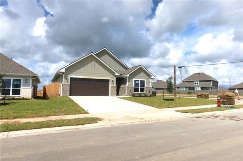 1977 Cambria Dr, Bryan, TX, 77807-1530 | Card Image
