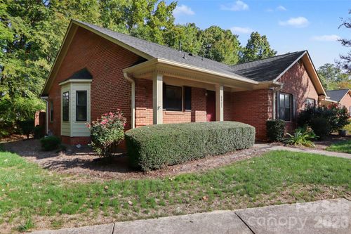8407 Coulwood Oak Lane, Charlotte, NC, 28214 | Card Image