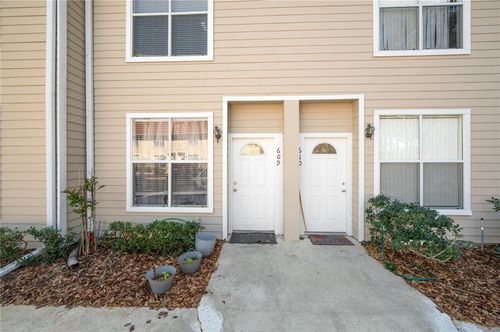 609-3901 20th Ave, GAINESVILLE, FL, 32607-4589 | Card Image
