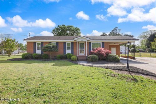 1806 Westover Dr, Goldsboro, NC, 27530-8503 | Card Image