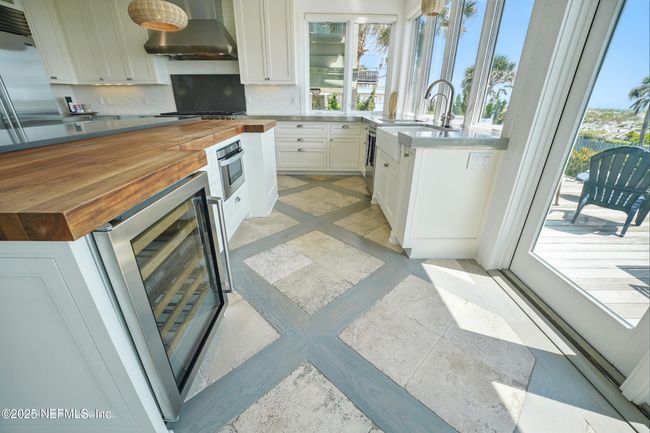 816 Ocean Front, House other with 4 bedrooms, 3 bathrooms and null parking in NEPTUNE BEACH FL | Image 21