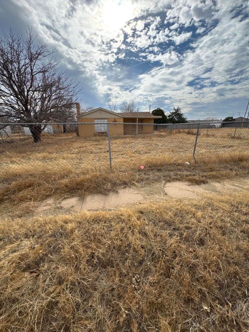 512 E Rice St, Lubbock, TX, 79403-2312 | Card Image