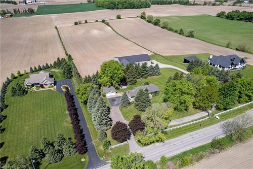 1068 Cameron Rd, Ayr, ON, N0B1E0 | Card Image