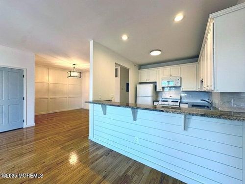 apt-4-865 Arnold Ave, Point Pleasant Boro, NJ, 08742-2444 | Card Image