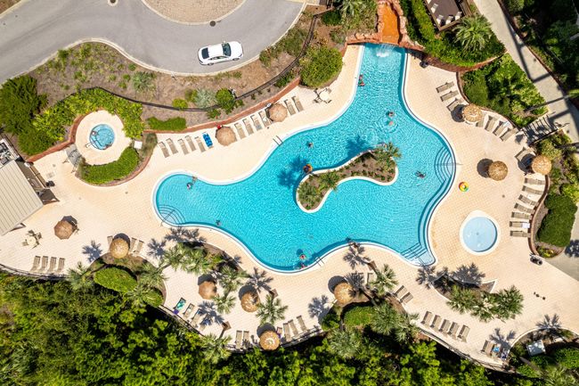Luau Pool | Image 17