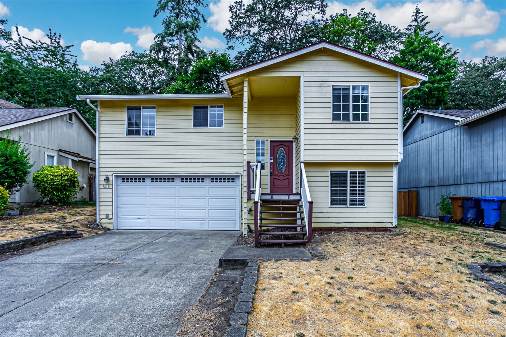 Clement Ave, Tacoma, WA 98409