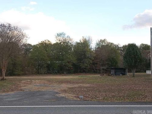 82 Reed Rd, Greenbrier, AR, 72058-8041 | Card Image