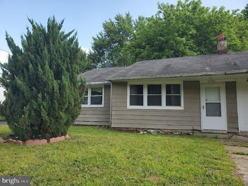 135 Lemmon Ave, PEMBERTON, NJ, 08068-1509 | Card Image