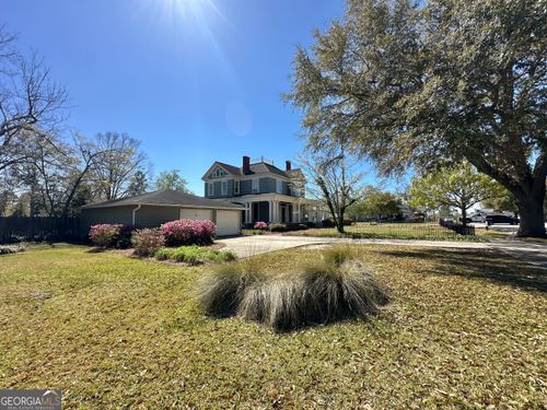 41 Huckabee St, Mc Rae Helena, GA, 31055-3814 | Card Image