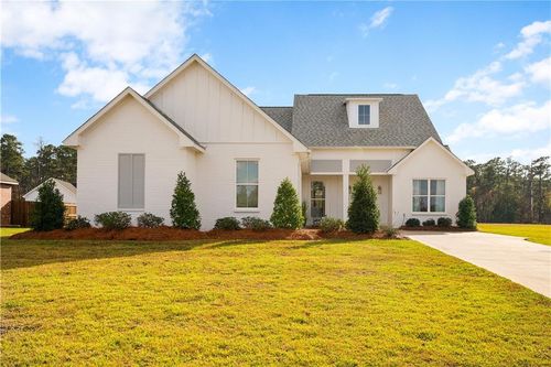 2216 Forest Trl, Woodworth, LA, 71485-9745 | Card Image