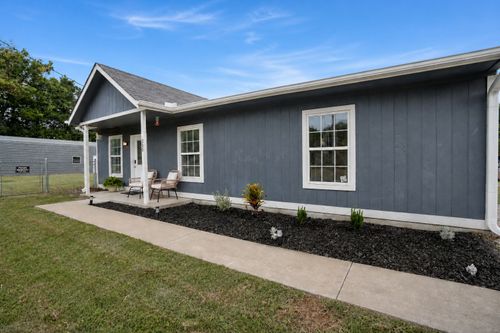 300 2nd St, Sperry, OK, 74073 | Card Image