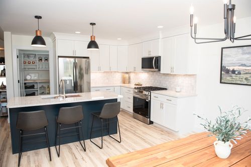 3 Brook Cir, Northwood, NH, 03261-3258 | Card Image