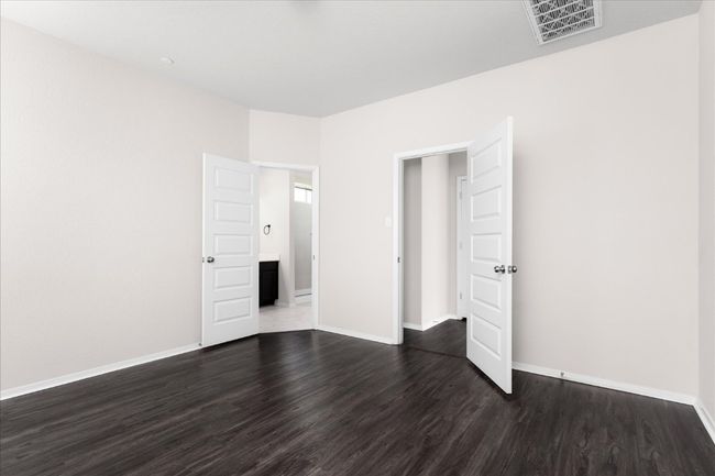 UNIT-100 - 2800 Joe Dimaggio Blvd, Condo with 5 bedrooms, 3 bathrooms and 4 parking in Round Rock TX | Image 15