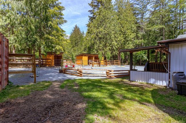 3412 Otter Point Rd, House other with 4 bedrooms, 3 bathrooms and 10 parking in Sooke BC | Image 8