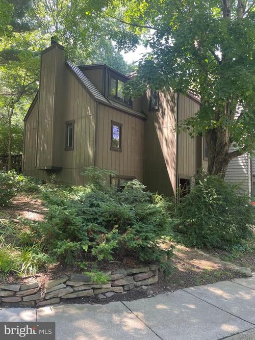1537 Park Glen Ct, RESTON, VA, 20190-4913 | Card Image