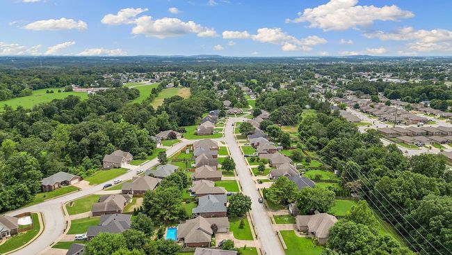1409 S Breckenridge Loop, House other with 3 bedrooms, 2 bathrooms and null parking in Rogers AR | Image 37